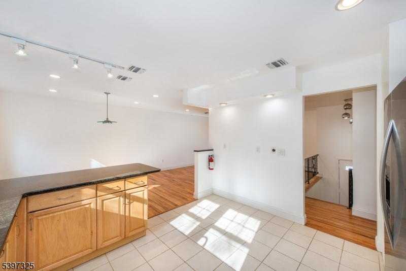 Lake Hiawatha - Residential Lease