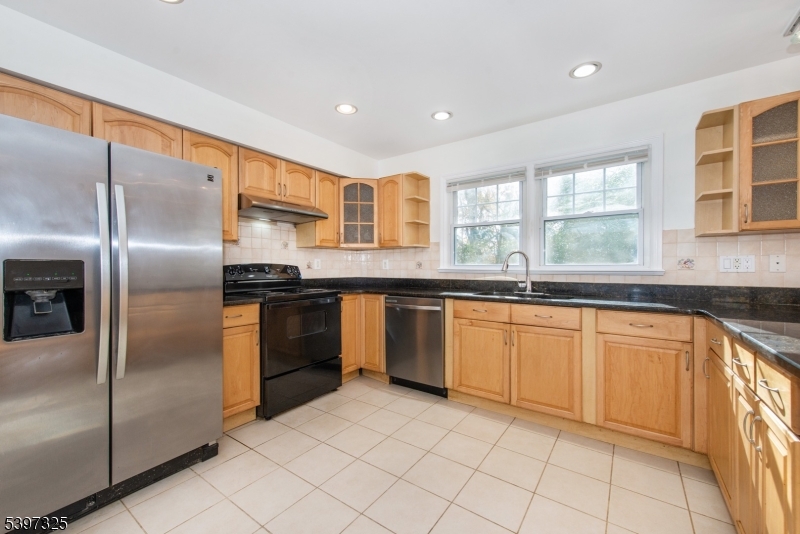 Lake Hiawatha - Residential Lease