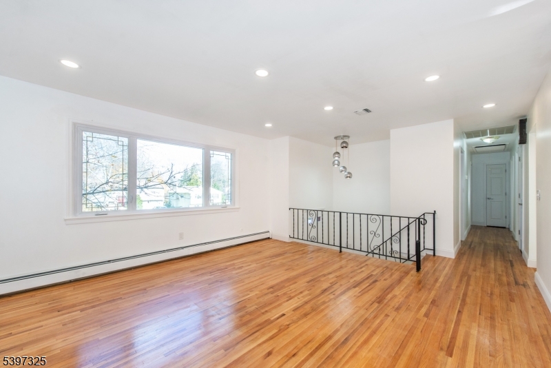 Lake Hiawatha - Residential Lease