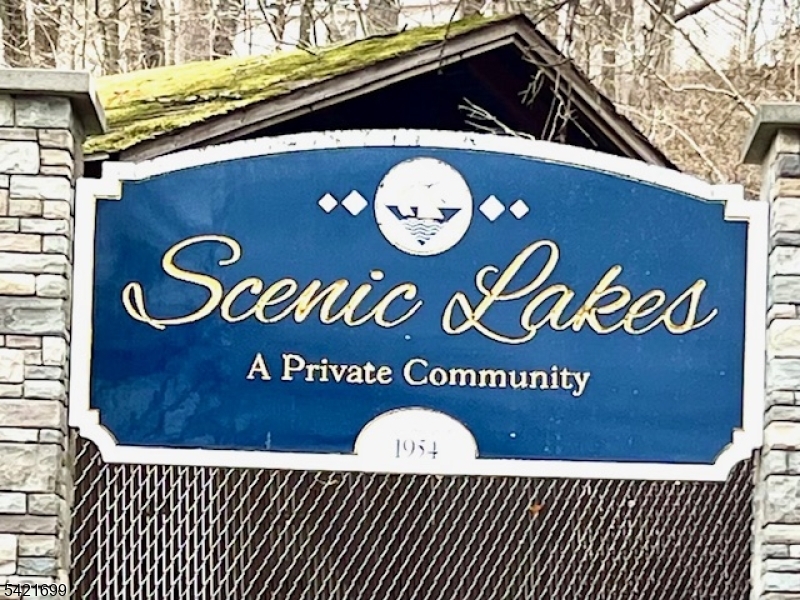 Scenic Lakes - Residential