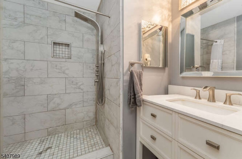 The Cedars - Residential