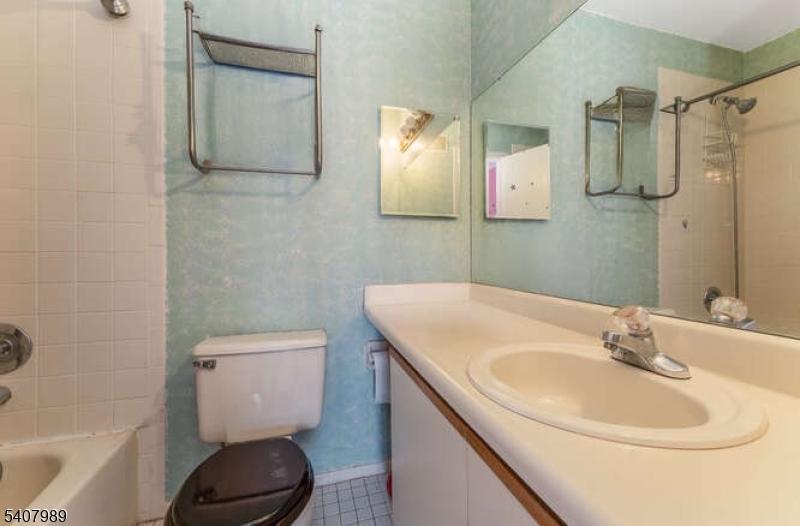 The Cedars - Residential