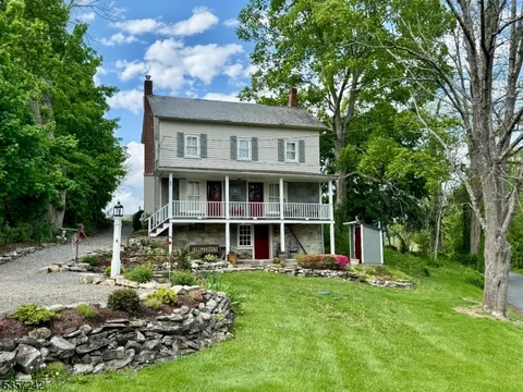 MLS: 3962311