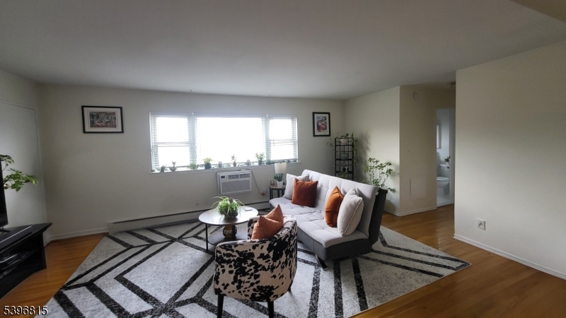 Mountain Club - Residential Lease