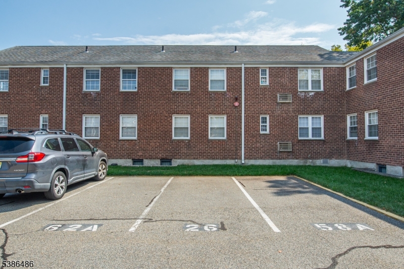 Rutherford Manor - Residential