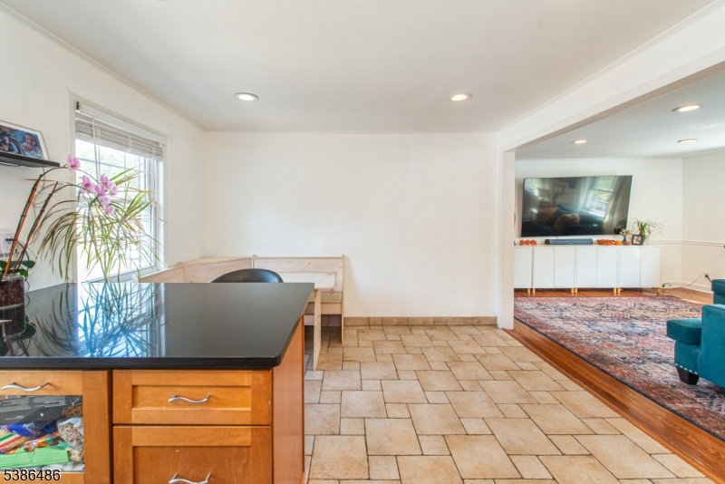 Rutherford Manor - Residential