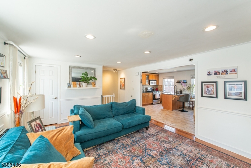 Rutherford Manor - Residential