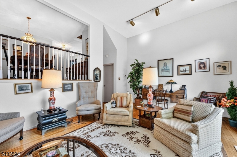 Brookside Square - Residential