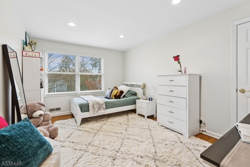 Rolling Hill - Residential