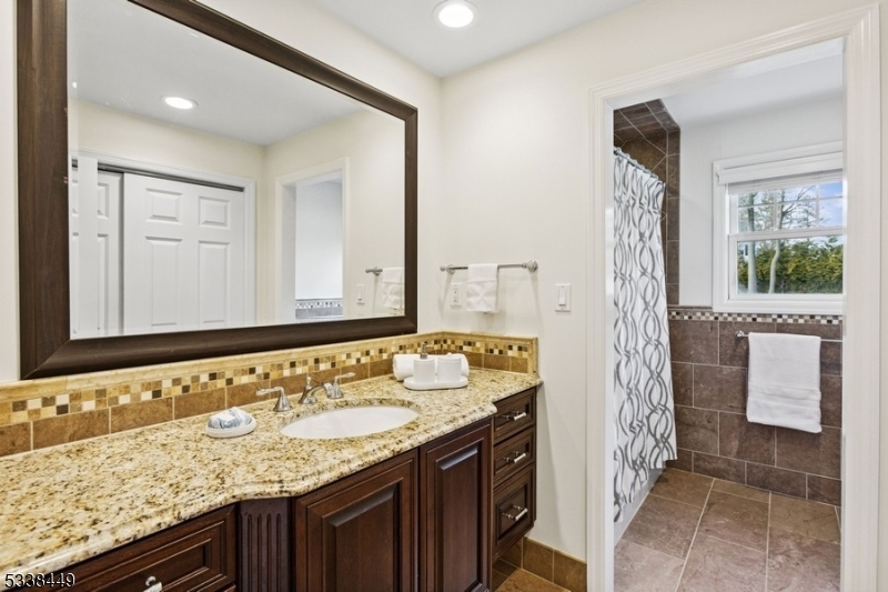 Rolling Hill - Residential