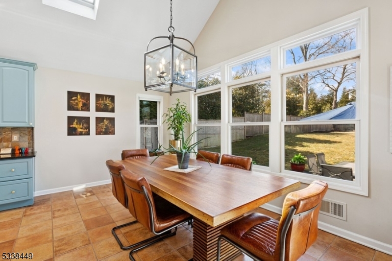 Rolling Hill - Residential