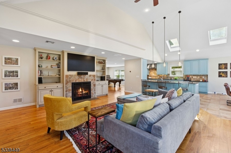 Rolling Hill - Residential