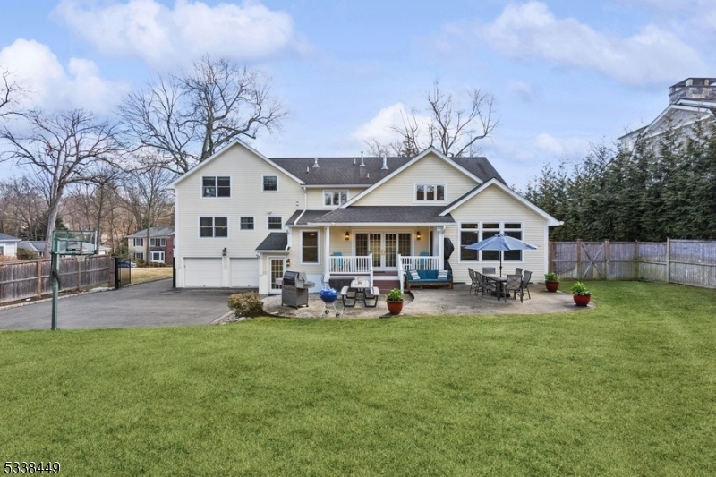 Rolling Hill - Residential