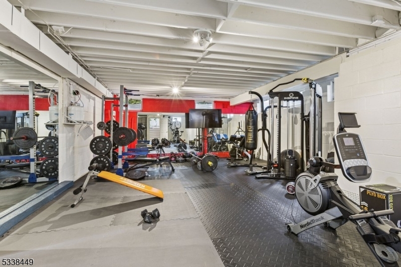 Rolling Hill - Residential