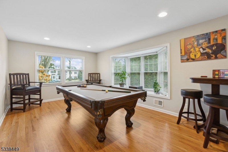 Rolling Hill - Residential