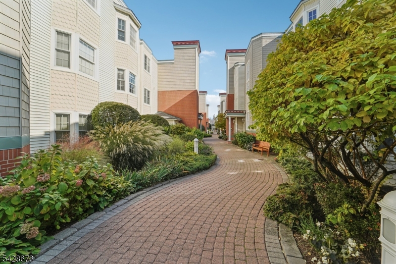 The Promenade - Residential