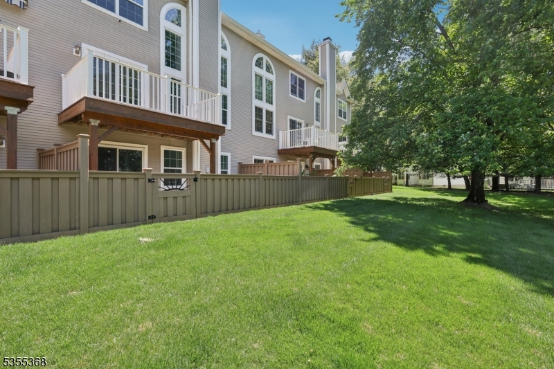 Bridgewater Twp., New Jersey 08807, United States, 3 Bedrooms Bedrooms, ,3 BathroomsBathrooms,Residential,Active,200910