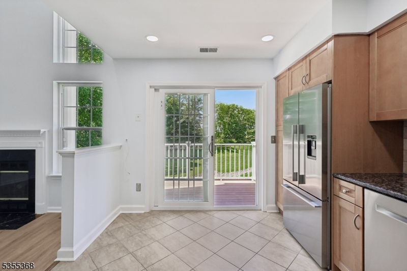 Bridgewater Twp., New Jersey 08807, United States, 3 Bedrooms Bedrooms, ,3 BathroomsBathrooms,Residential,Active,200910