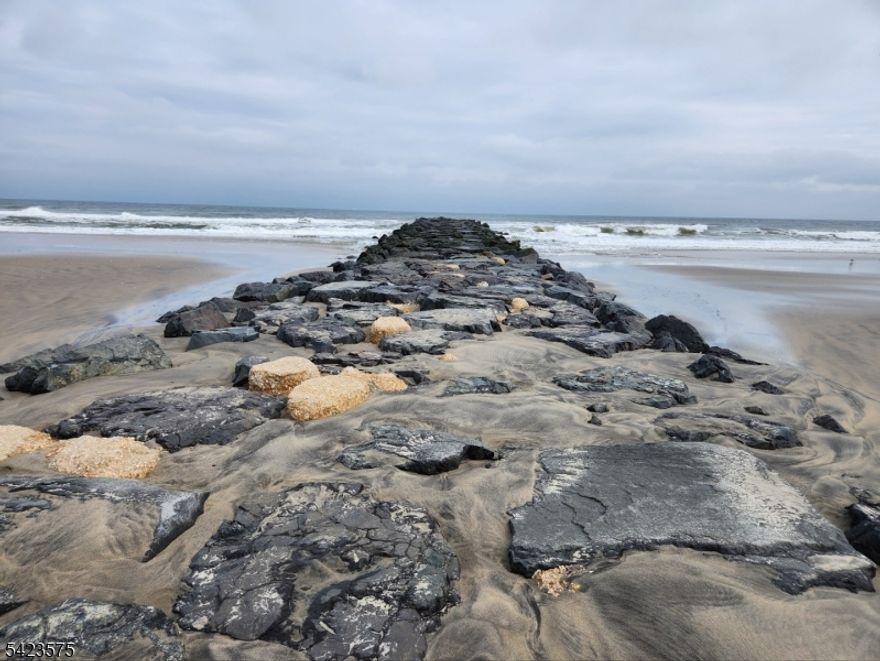 Summer rental in Avon by the Sea.  Neat and clean, studio condo provides a combination living room/sleeping area (2 queen sized beds; one sofa bed and one Murphy bed) . There is a full bath with shower-in tub, a compact kitchen with oven, microwave. Lease term is May, June, July and August, September 2025.  $ 50,000 total. $ 15000 security deposit. No pets or smoking, please. No sub leasing. Only 1 person (same person) allowed to use condo during lease term. Must rent all 5 months. Cleaning fee of $ 300 will be taken from deposit upon departure. Owner is licensed NJ realtor.