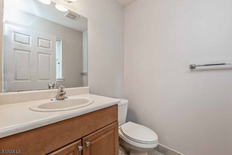 MAPLE WOODS - Residential Lease