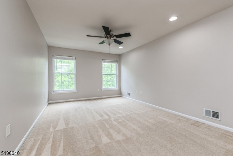 MAPLE WOODS - Residential Lease