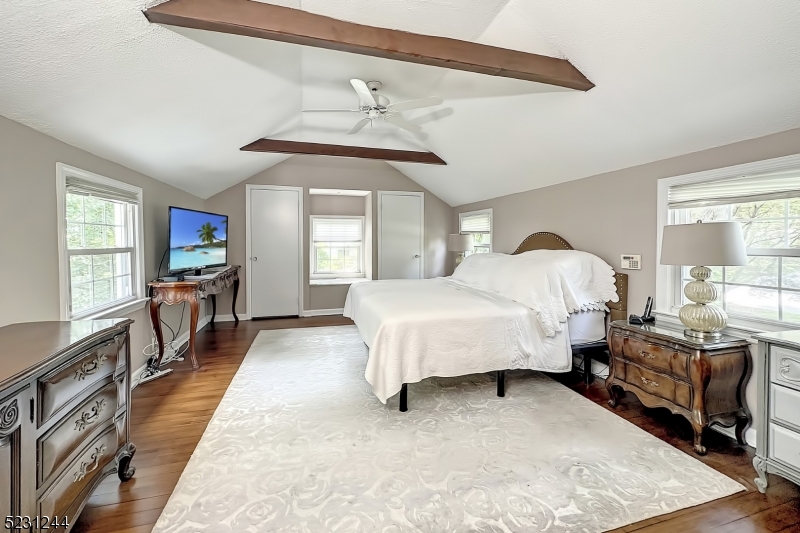 Burnet Hill - Residential