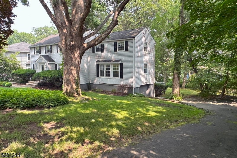 Burnet Hill - Residential