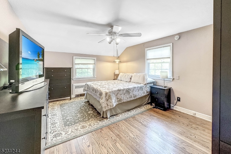 Burnet Hill - Residential