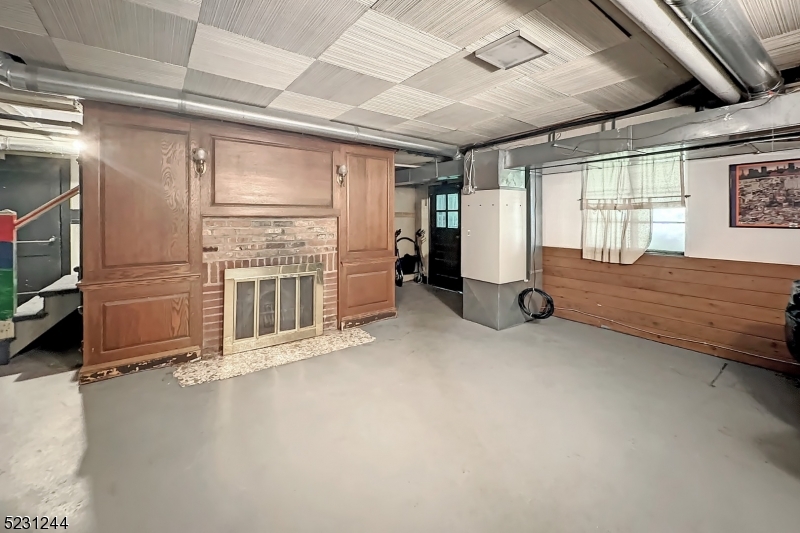 Burnet Hill - Residential