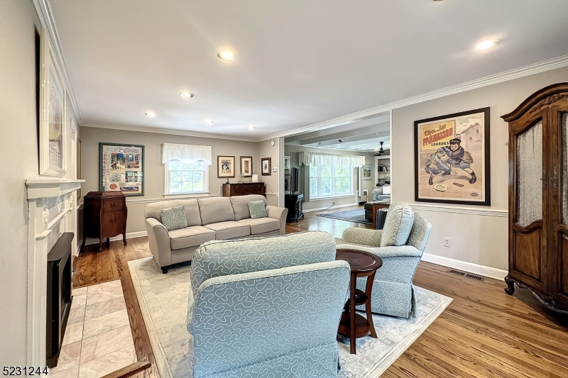 Burnet Hill - Residential