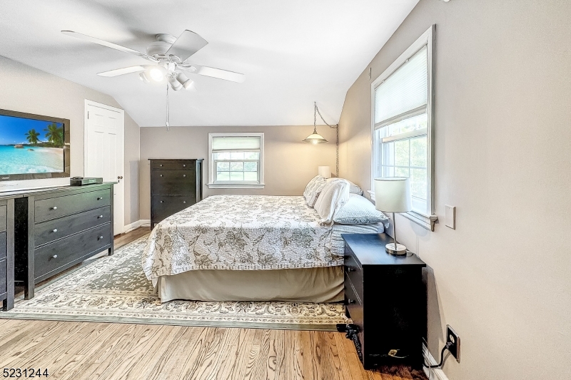 Burnet Hill - Residential