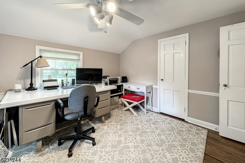 Burnet Hill - Residential