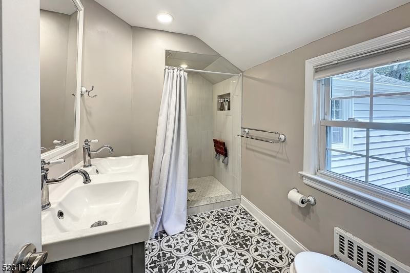 Burnet Hill - Residential