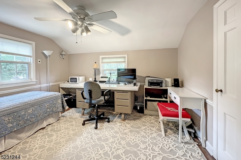 Burnet Hill - Residential