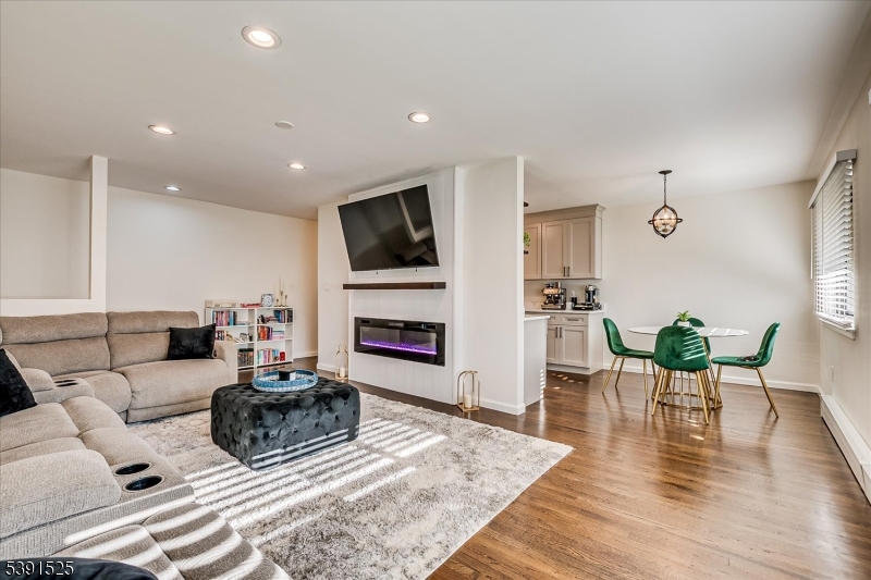 Regency Village - Residential