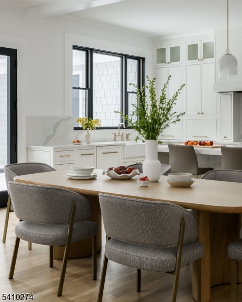 OLD SHORT HILLS - Residential