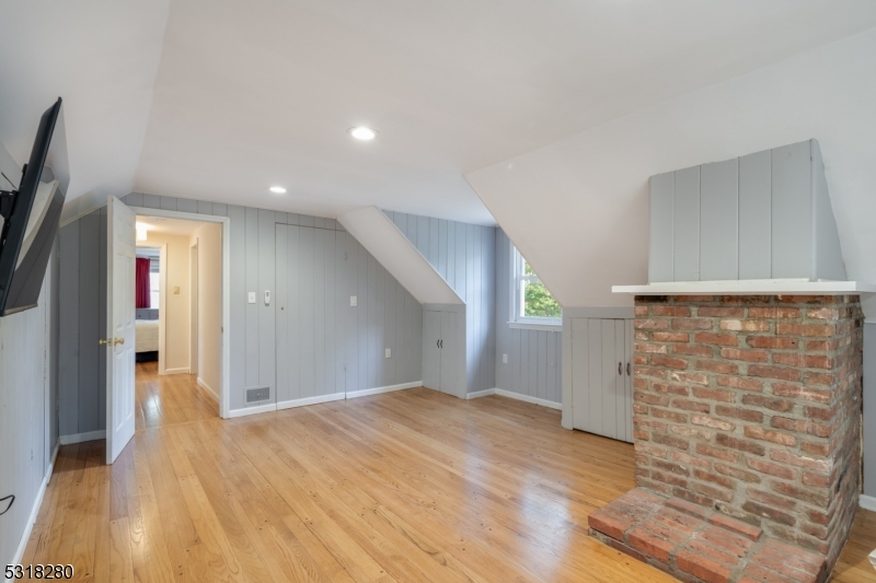 Washington's Headquarters - Residential