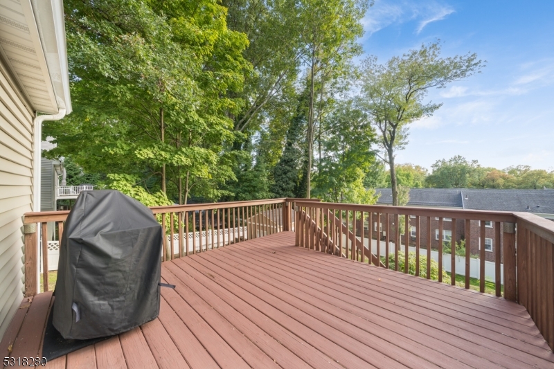 Washington's Headquarters - Residential