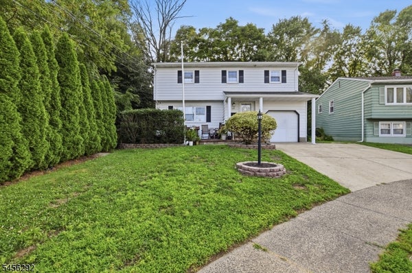 518 ORCHARD PL, SOUTH AMBOY, NJ 08879 - Image 4e9fbd58d07b0394784f1fcee8233a87/1452928690