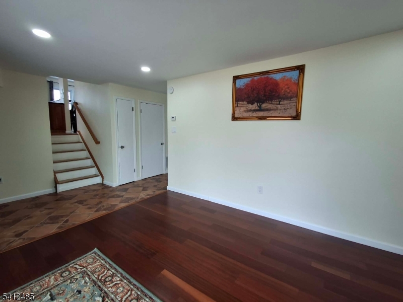 Oaktree Village - Residential