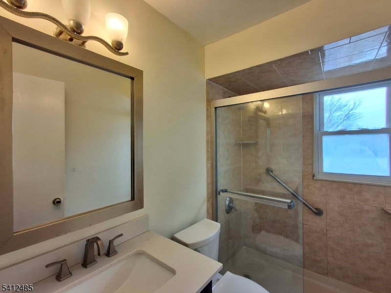 Oaktree Village - Residential