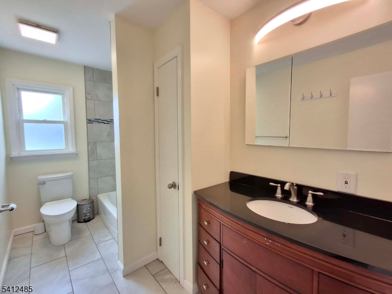 Oaktree Village - Residential