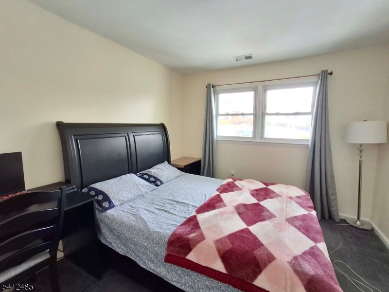 Oaktree Village - Residential