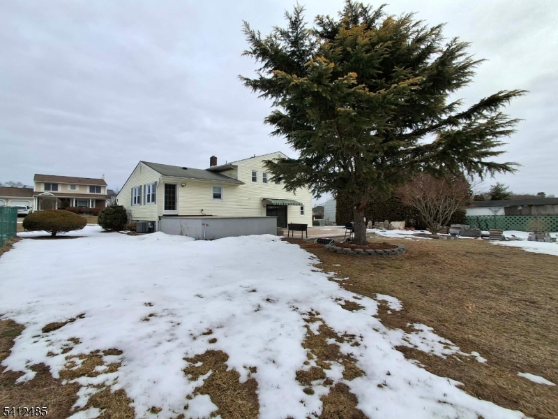 Oaktree Village - Residential