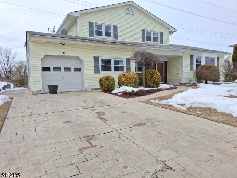 Oaktree Village - Residential