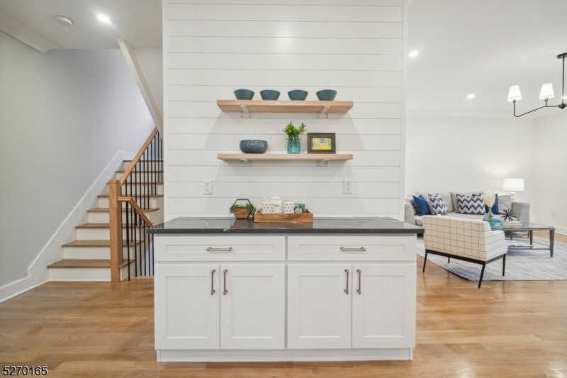 Golf Island - Residential