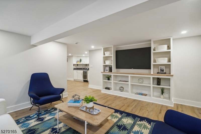 Golf Island - Residential