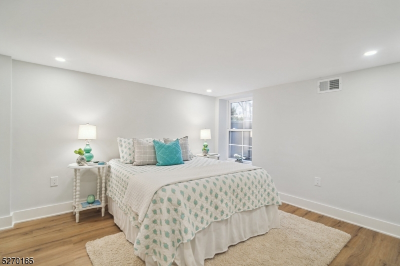 Golf Island - Residential