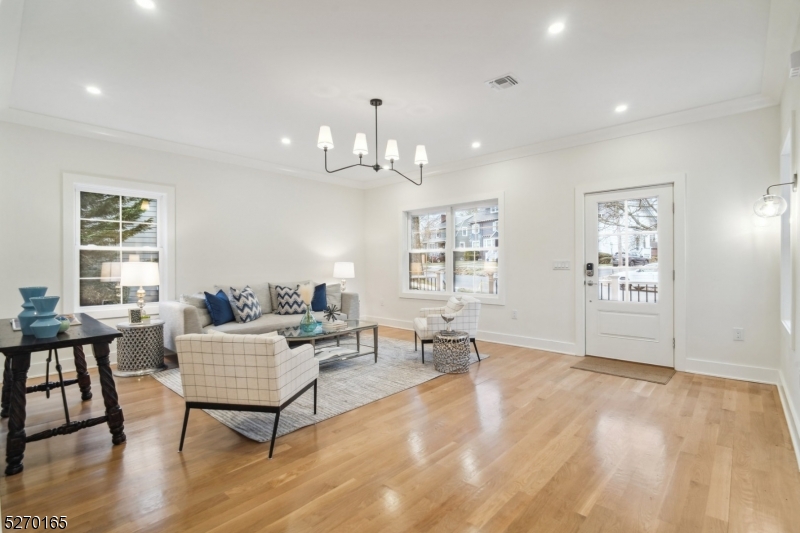 Golf Island - Residential