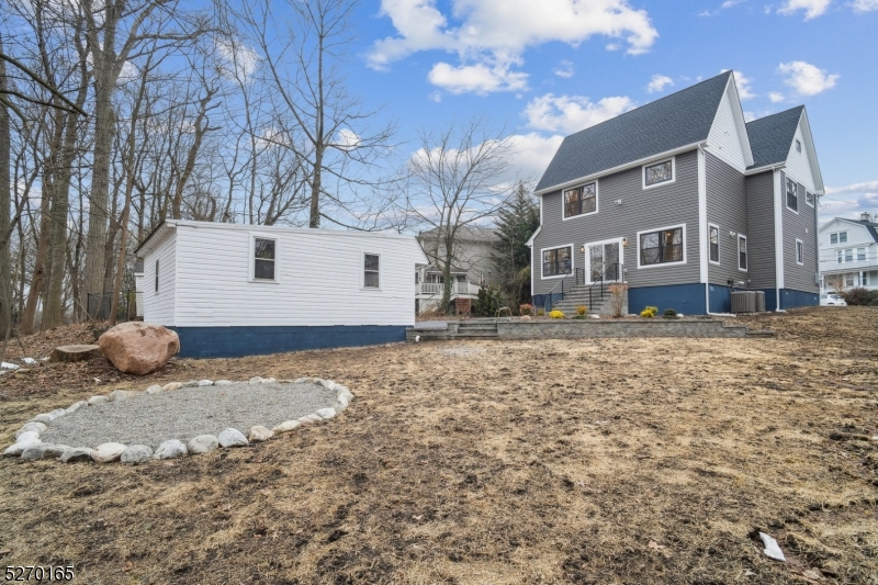 Golf Island - Residential